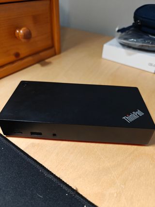 Base Lenovo ThinkPad USB-C Dock Gen 2