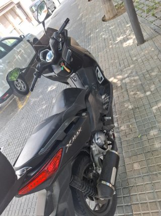Yamaha XMAX 250 - Scooter