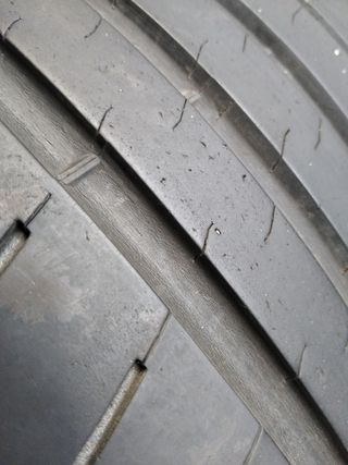 Neumáticos 235/40 R18 usados