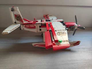 LEGO Avión de Extinción de Incendios
