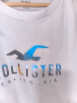 Camiseta Hollister manga larga blanca