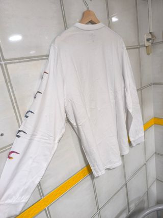Camiseta Hollister manga larga blanca