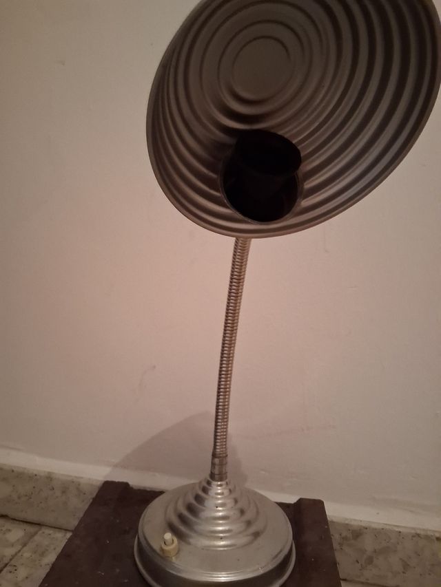 Lampada in metallo vintage