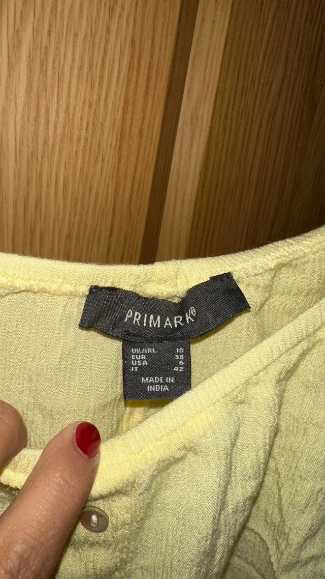 Top Primark amarillo talla M