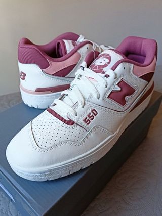 Zapatillas New Balance 550 talla 43 crudo/granate