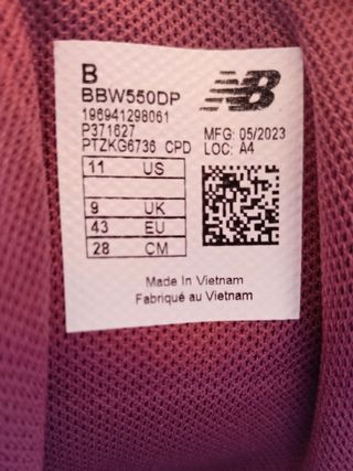 Zapatillas New Balance 550 talla 43 crudo/granate