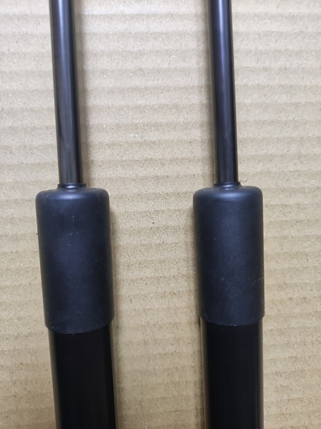 Ammortizzatori portellone Ford Focus Mk3