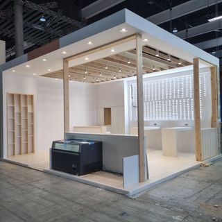 Carpintero de madera oficial de primera