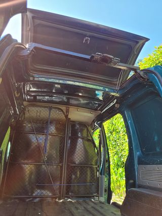 nissan kubistar  furgon 2008