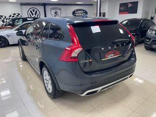 Volvo V60 Cross Country 2.0 D3