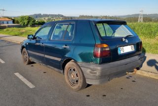 Se vende Volkswagen Golf III - 3