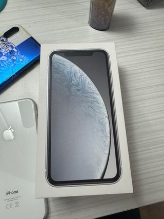 iPhone XR blanco - impecable