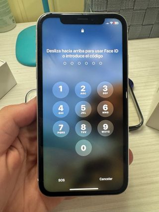 iPhone XR blanco - impecable