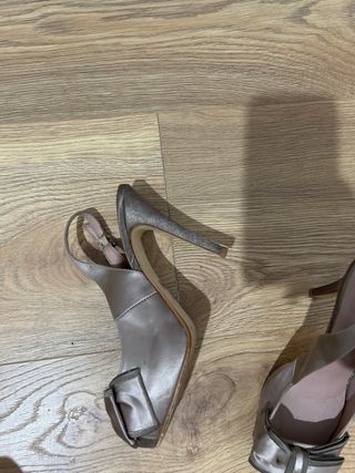 Sandalias Adolfo Domínguez beige