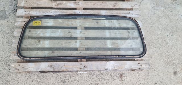 Luna delantera Fiat 600