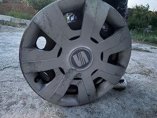 LLANTAS Y TAPACUBOS GRUPO VAG