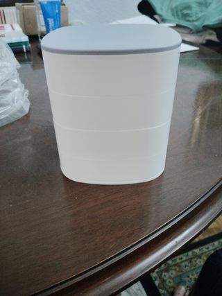 Organizador Joyas Giratorio - Gris y Blanco