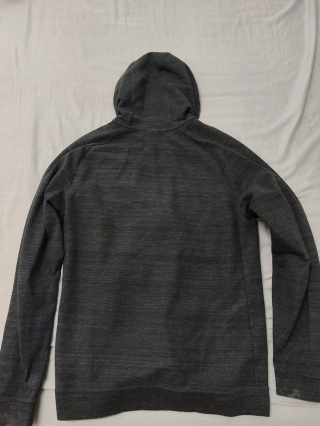 Chaqueta Nike negra talla 20