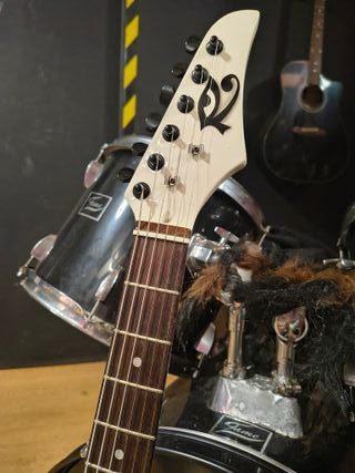 Guitarra tipo Fender Stratocaster custom