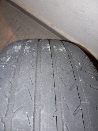 Neumático Good Year 215/50 R17