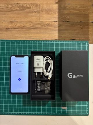 LG G8 ThinQ - móvil negro