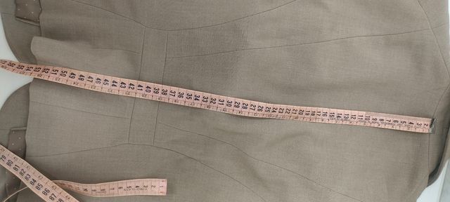 Chaqueta beige vestir ligera