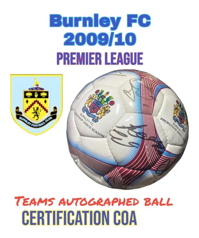 Bola firmada del equipo histórico del Burnley FC 2009/10
