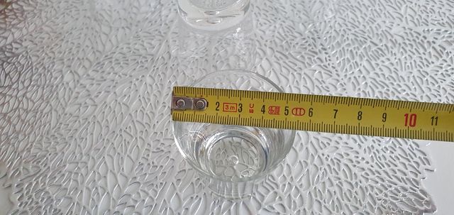 6 PEQUENOS COPOS DE CRISTAL