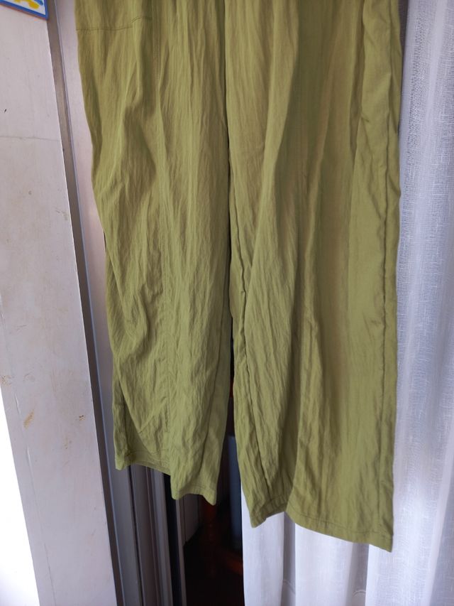 Pantalones anchos verdes