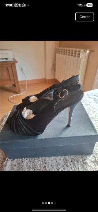Sandalias Pedro Miralles negras 40 con plataforma.