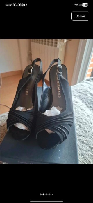 Sandalias Pedro Miralles negras 40 con plataforma.