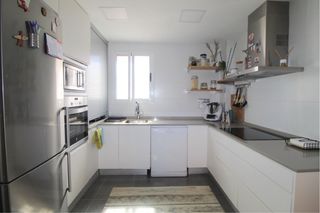 Casa 2 hab. - Bajo con parcela . urb privada .