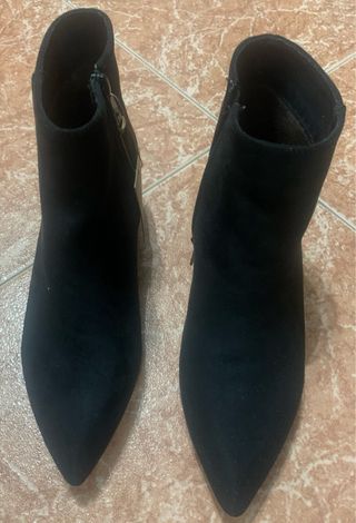 Botines Kylie negros -talla 39