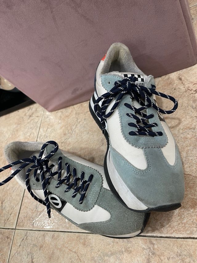 Zapatillas No Name blancas y azules