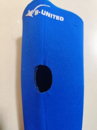 Par de Joelheiras em Neoprene B-United (S)