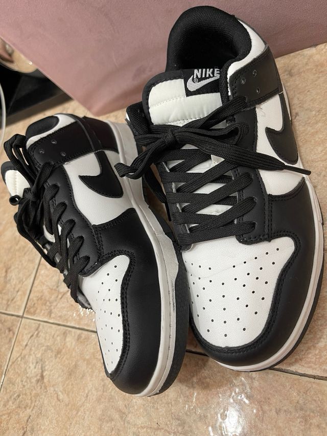 Nike Dunk - Zapatillas blancas y negras