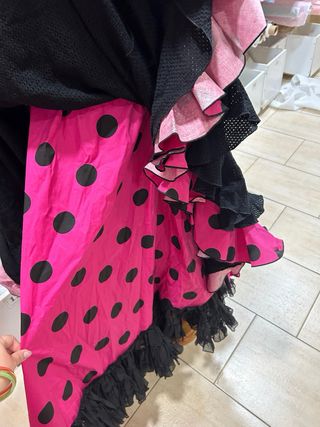 Traje Flamenca Negro Rosa