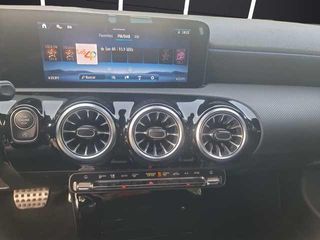 Mercedes-Benz Clase A 180 100 kW (136 CV)