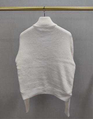 Jersey/chaleco Moncler original
chaqueta blanca
