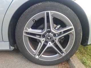 Mercedes-Benz Clase A 180 100 kW (136 CV)