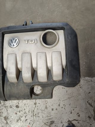 Tapa motor VW Touran 1.9 TDI 105 cv
