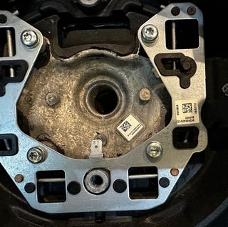 Volante Mini R56 JCW Pele + Aplique JCW Carbono