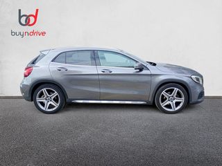 Mercedes-Benz GLA 200 D