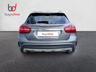 Mercedes-Benz GLA 200 D
