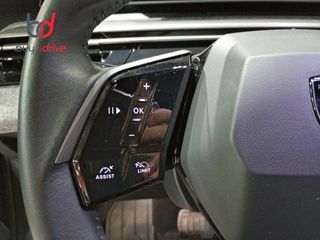 Peugeot e-3008 Allure Eléctrico 157kW