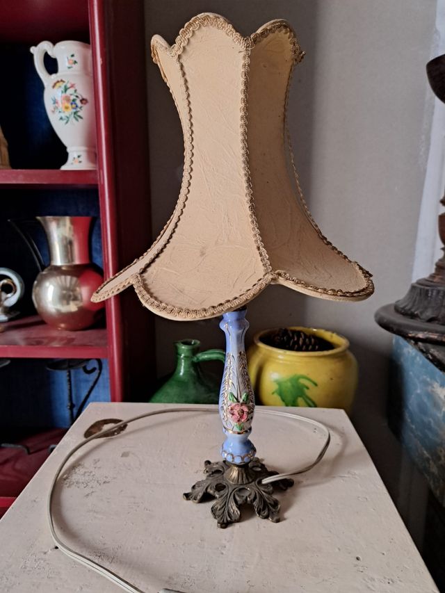 Lampara porcelana vintage azul