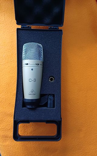 Micrófono Behringer C3 + accesorios