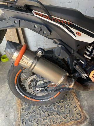 KTM 1090 Adventure R