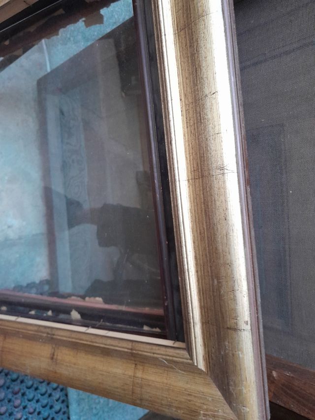 Cornice dorata 65x80 esterna