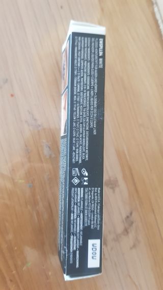 Eyeliner líquido NYX Epic Wear Blanco - EWSPLL04